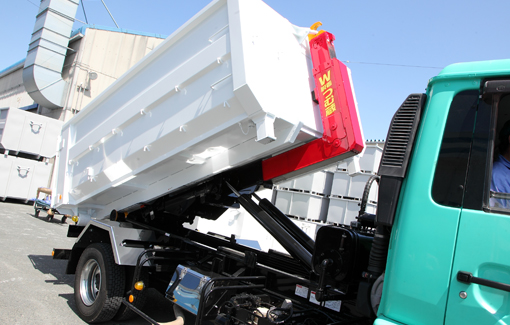 タフな構造で安定した作業をサポートします。