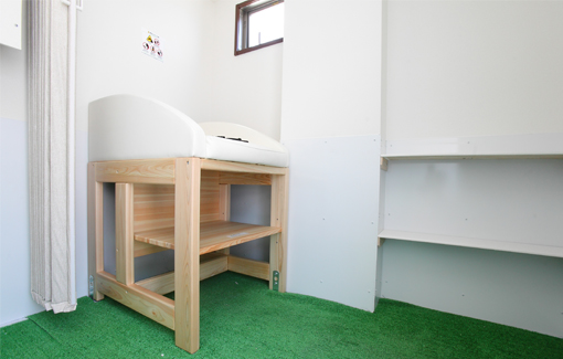 清潔で使いやすいおむつ交換台