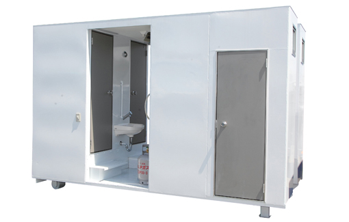 汚れた身体をお湯ですぐに洗い流せる。
シャワー付トイレコンテナ