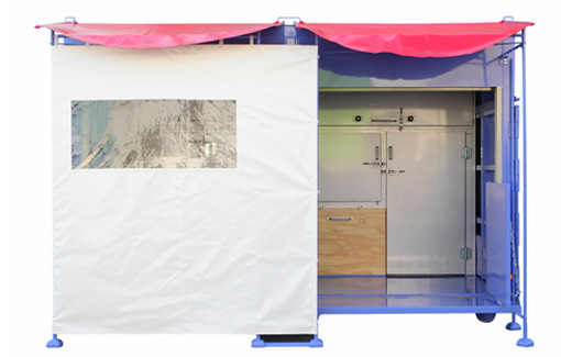 防風・防寒シートを装着